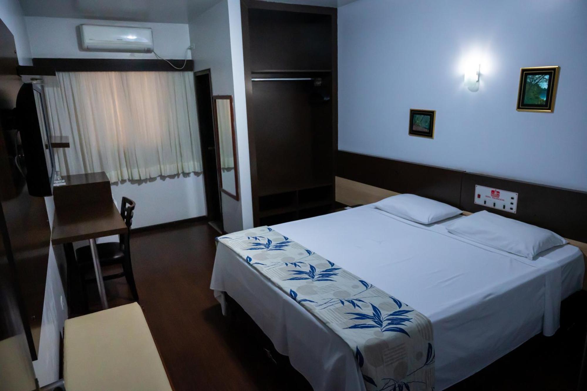 Hotel 365 Cuiabá Esterno foto