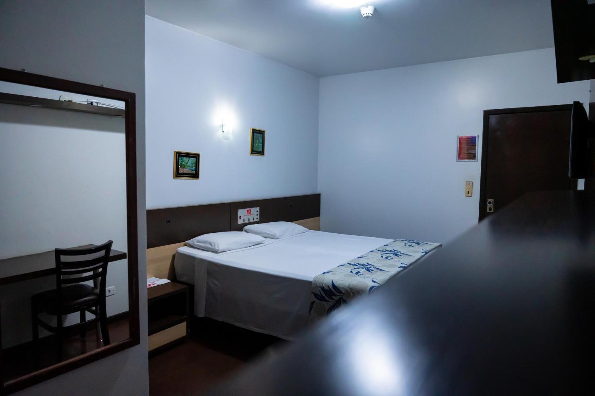 Hotel 365 Cuiabá Esterno foto