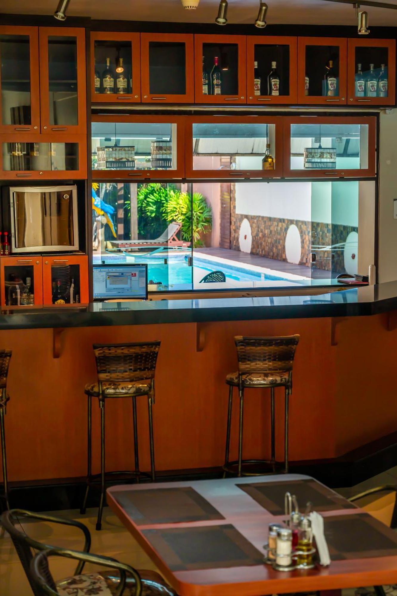 Hotel 365 Cuiabá Esterno foto
