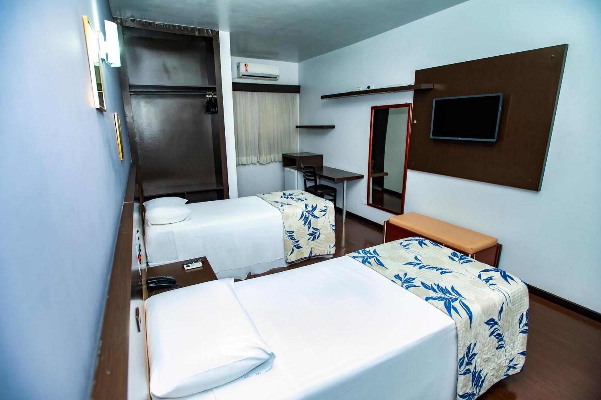 Hotel 365 Cuiabá Esterno foto