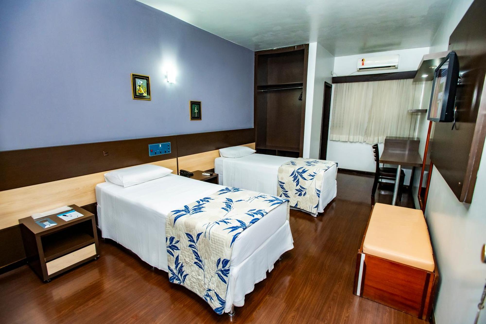Hotel 365 Cuiabá Esterno foto
