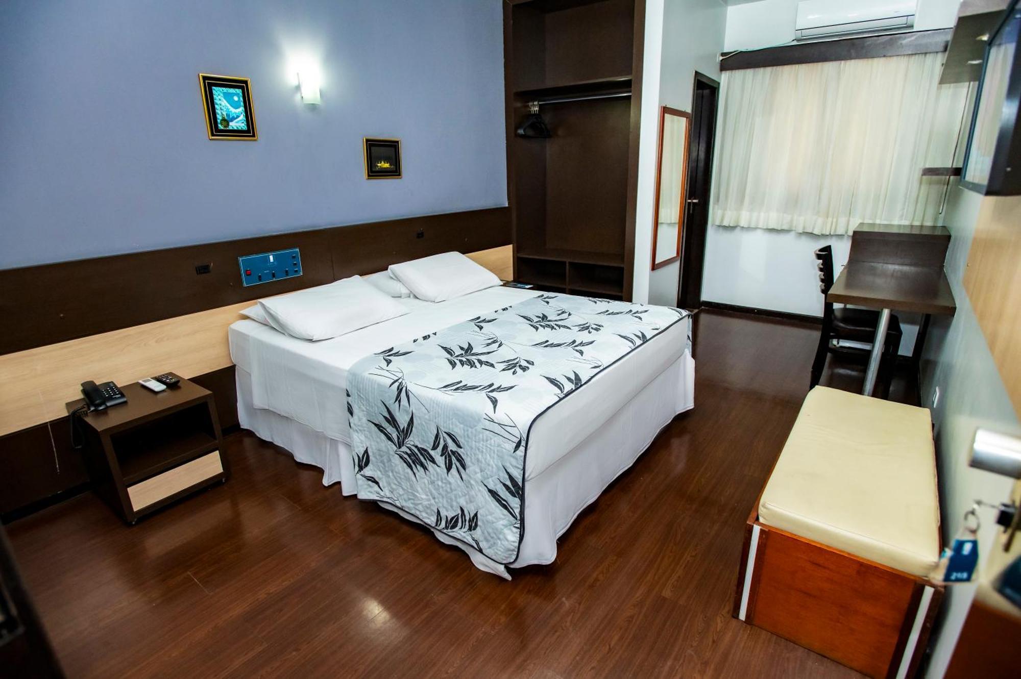 Hotel 365 Cuiabá Esterno foto