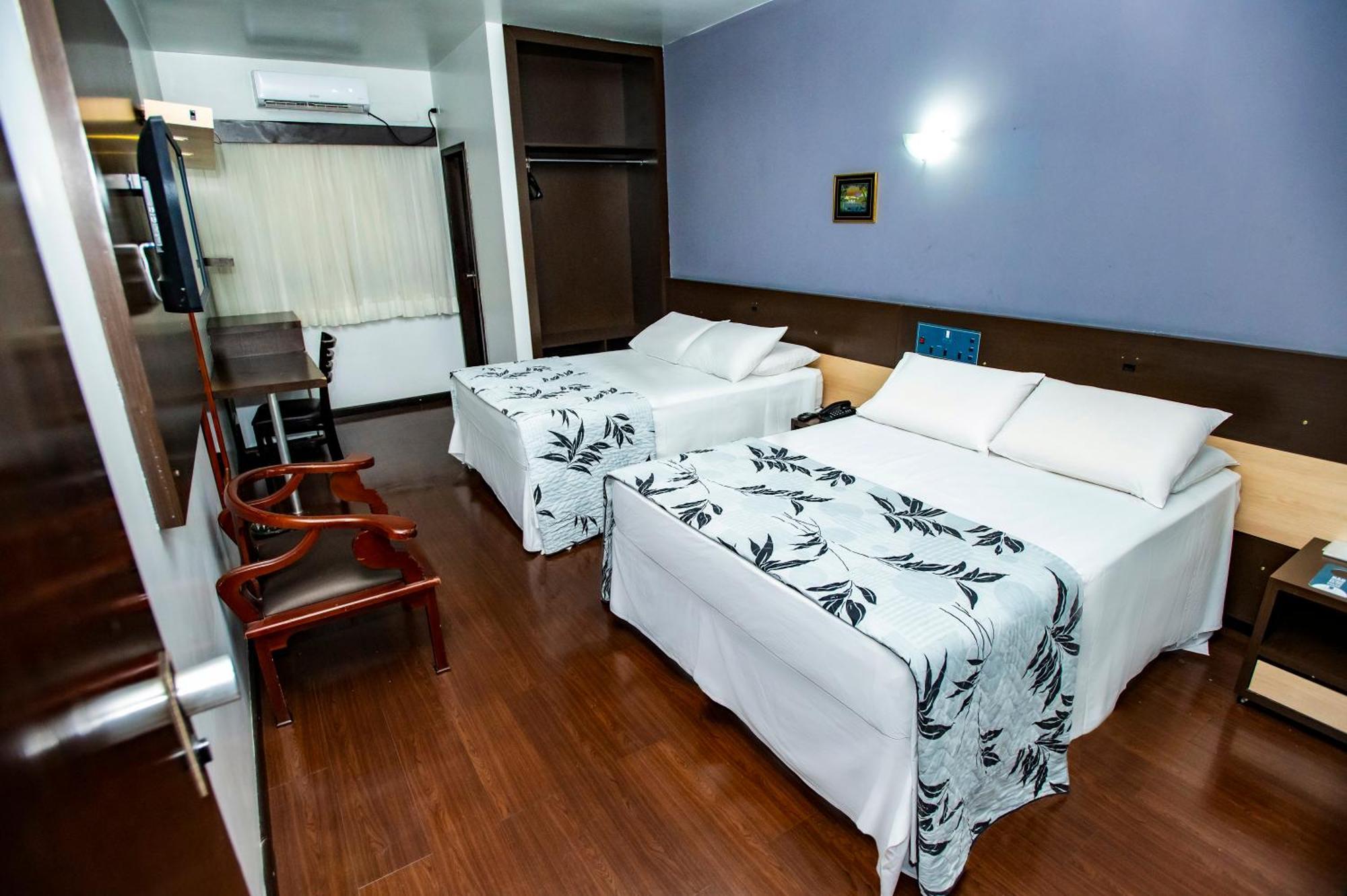 Hotel 365 Cuiabá Esterno foto