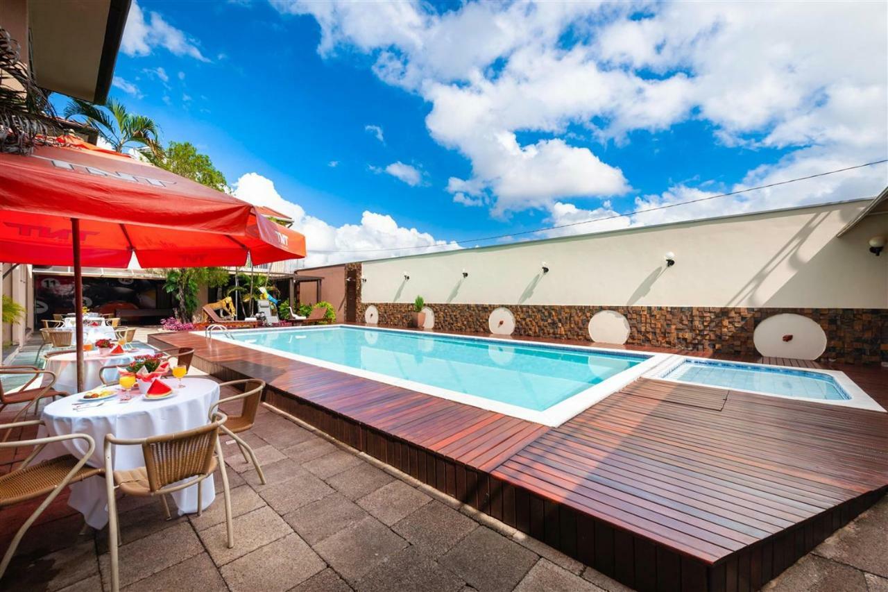 Hotel 365 Cuiabá Esterno foto